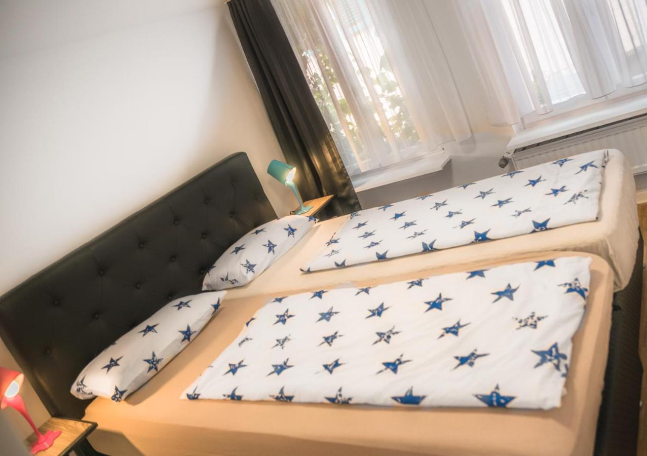 Altstadt Apartment Alisa Düsseldorf Dış mekan fotoğraf