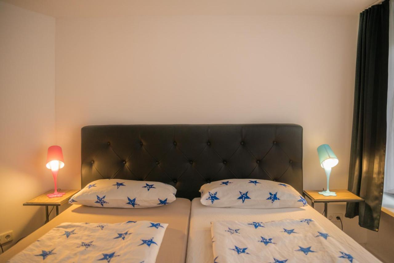 Altstadt Apartment Alisa Düsseldorf Dış mekan fotoğraf