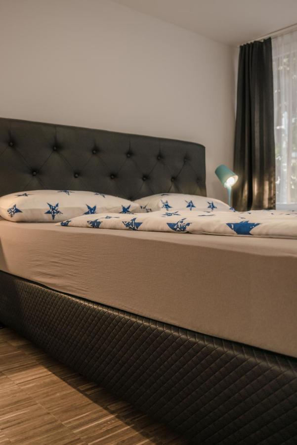 Altstadt Apartment Alisa Düsseldorf Dış mekan fotoğraf