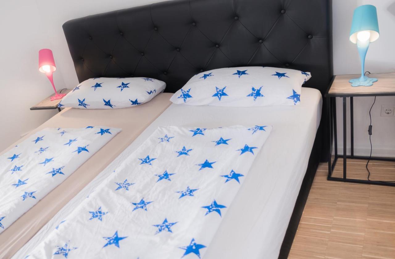 Altstadt Apartment Alisa Düsseldorf Dış mekan fotoğraf